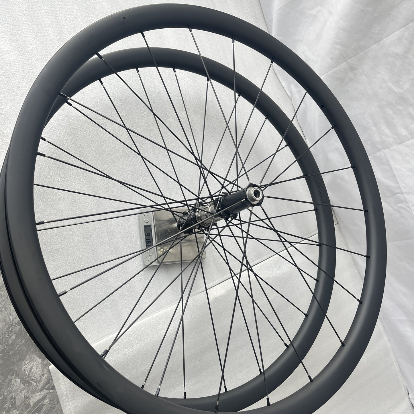 carbon road bike wheels 30mm depth Only 913g 700C Disc brake Wheels 28mm Wide Lightest Wheel Tubeless Ready Racing Wheelset