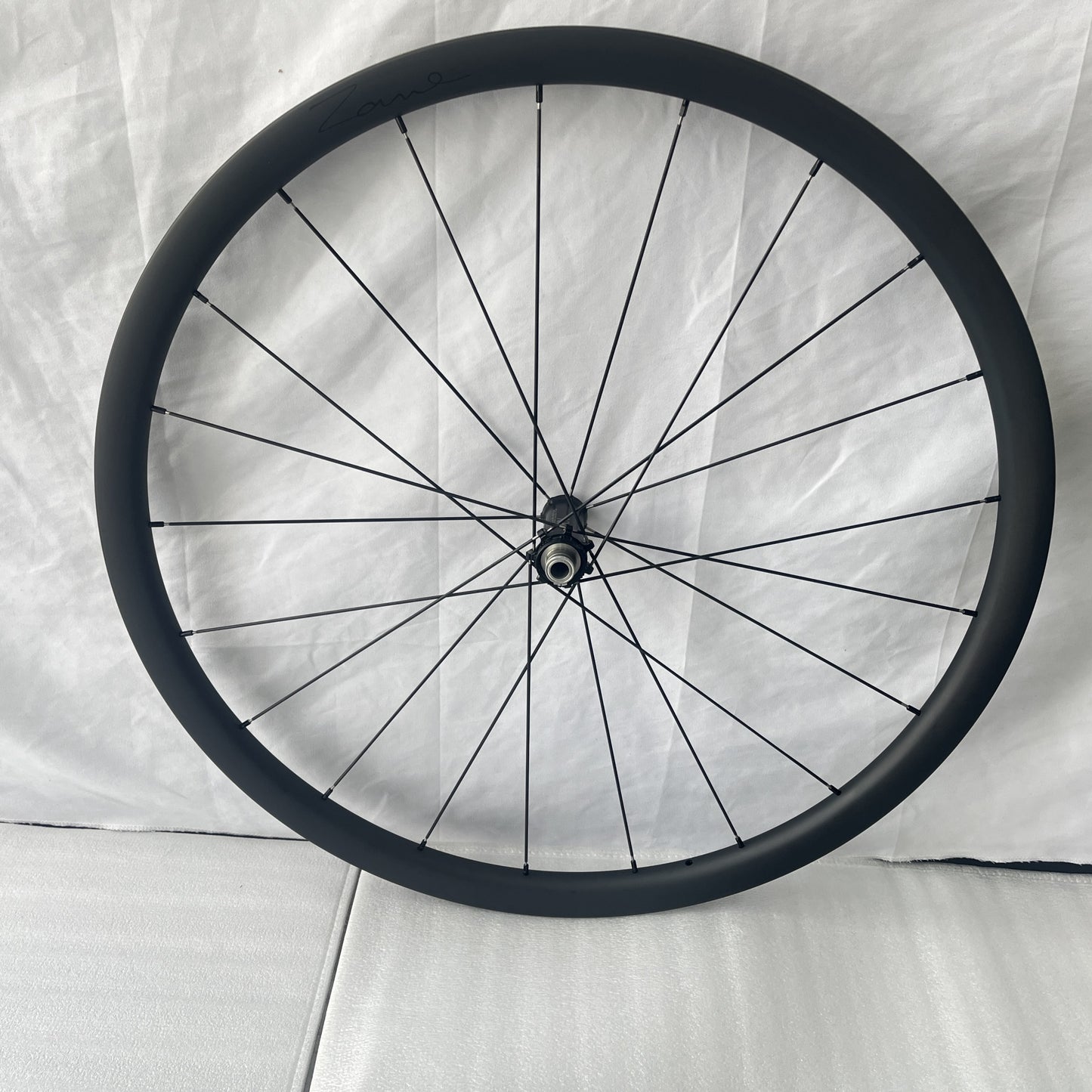 carbon road bike wheels 30mm depth Only 913g 700C Disc brake Wheels 28mm Wide Lightest Wheel Tubeless Ready Racing Wheelset