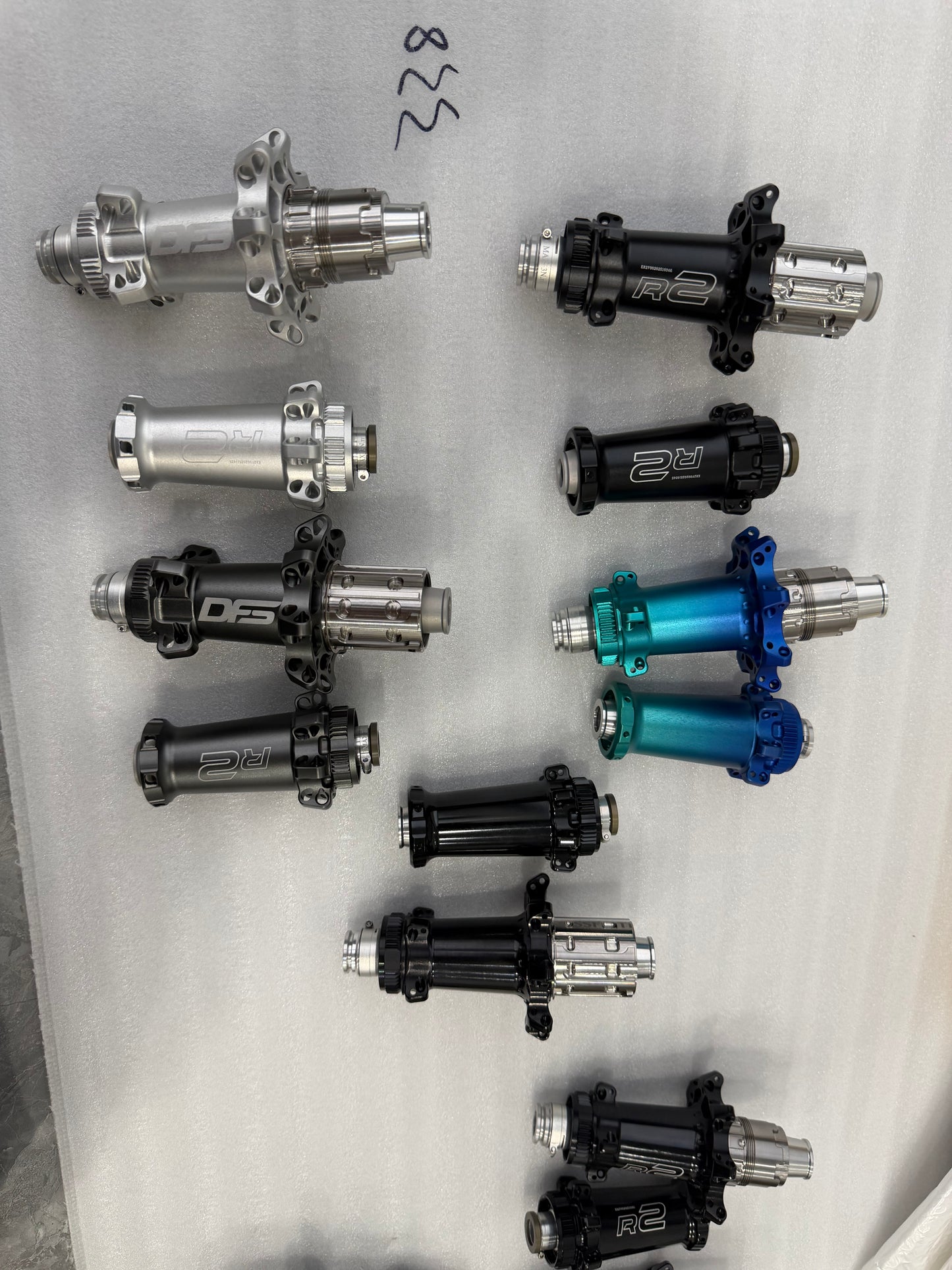 Road Bike Hub Rachet System R2 Ultralight Road Bicycle Hub Cycle Disc V-brake HG MS XDR