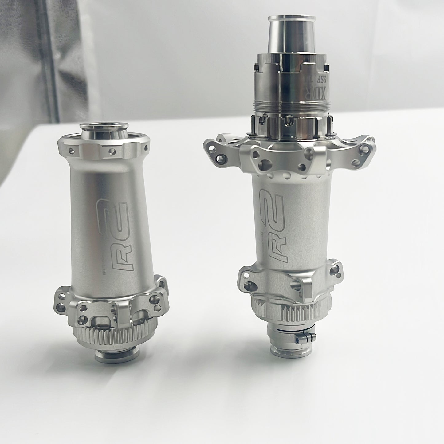 Road Bike Hub Rachet System R2 Ultralight Road Bicycle Hub Cycle Disc V-brake HG MS XDR