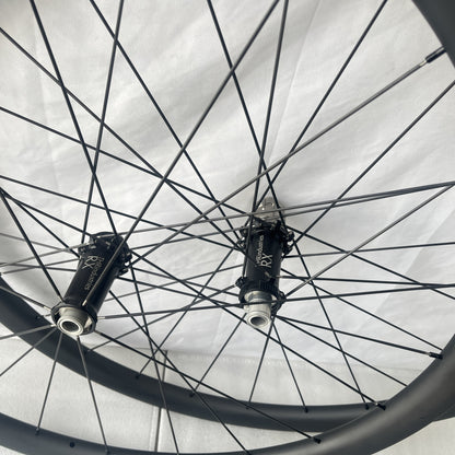 carbon road bike wheels 30mm depth Only 913g 700C Disc brake Wheels 28mm Wide Lightest Wheel Tubeless Ready Racing Wheelset