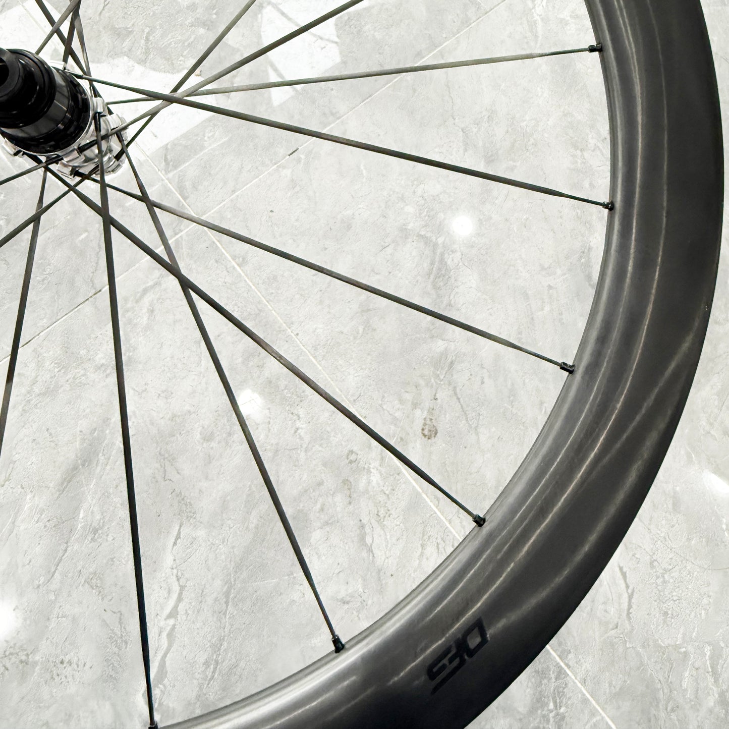 Welcome to the sub-thousand-gram 50mm depth wheelset club — 982g!!