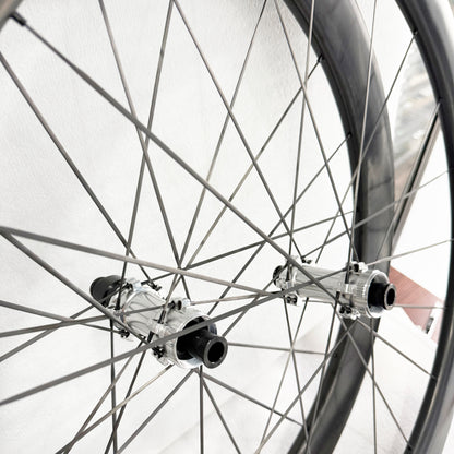 Welcome to the sub-thousand-gram 50mm depth wheelset club — 982g!!