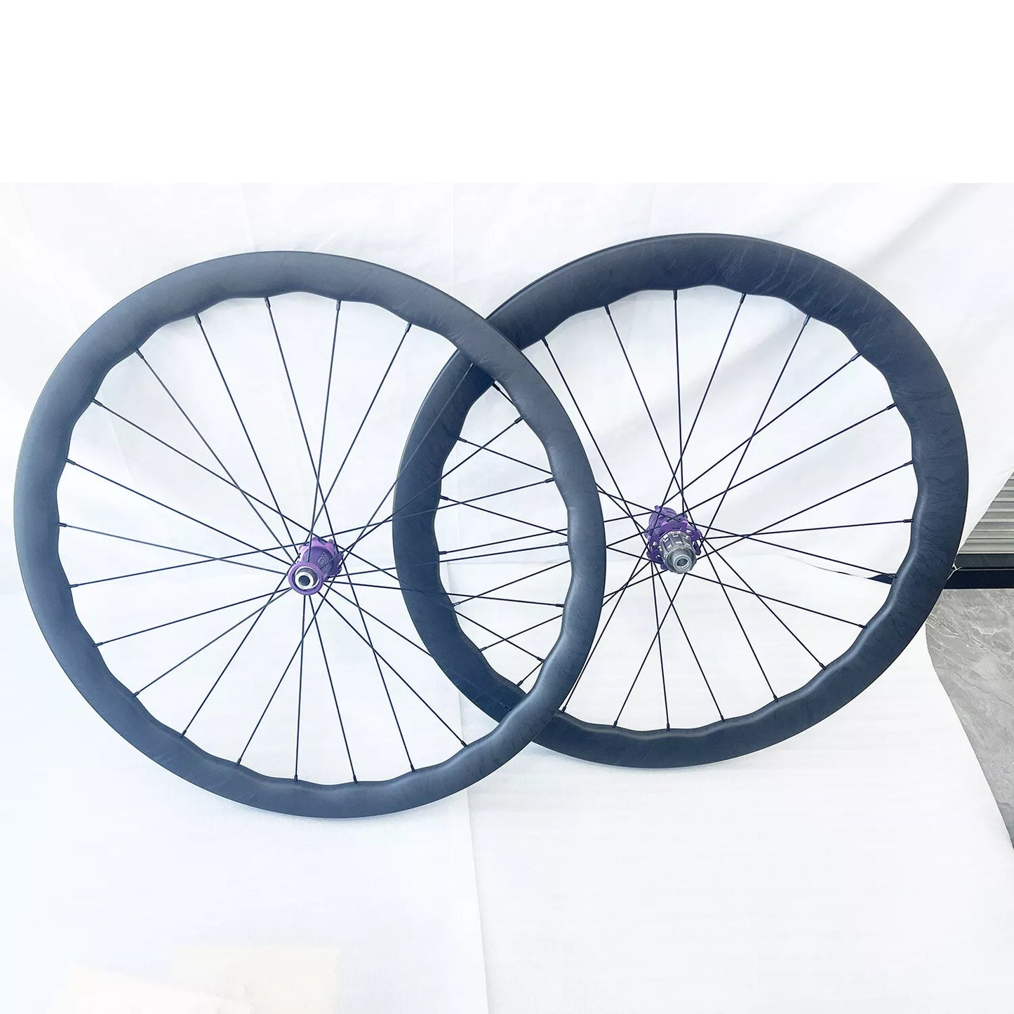 Carbon Bike Wheels 700C Wave Rim PRO wheels 30/35/40/45/55/50mm Lighter Bicycle Racing Wheelset New Ultra Light Carbon Bicycle Wheelset